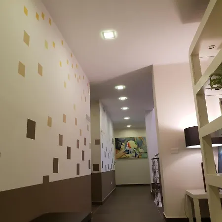 Giadel Hotel